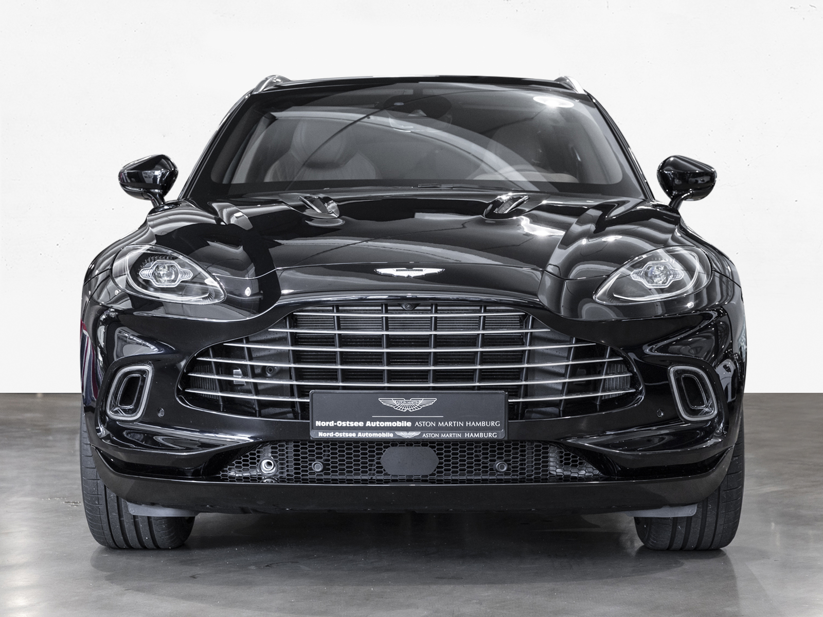 Aston Martin DBX – UPE EUR 246.507,-