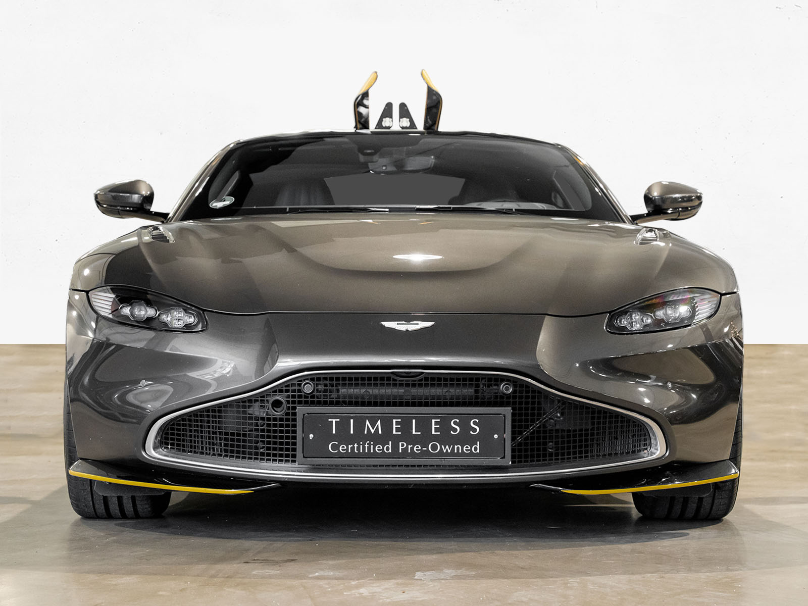 Aston Martin Vantage V8 Coupe 007 Edition 1 of 100