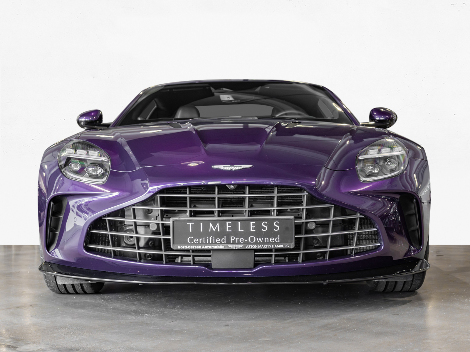Aston Martin Vantage V8 Coupé