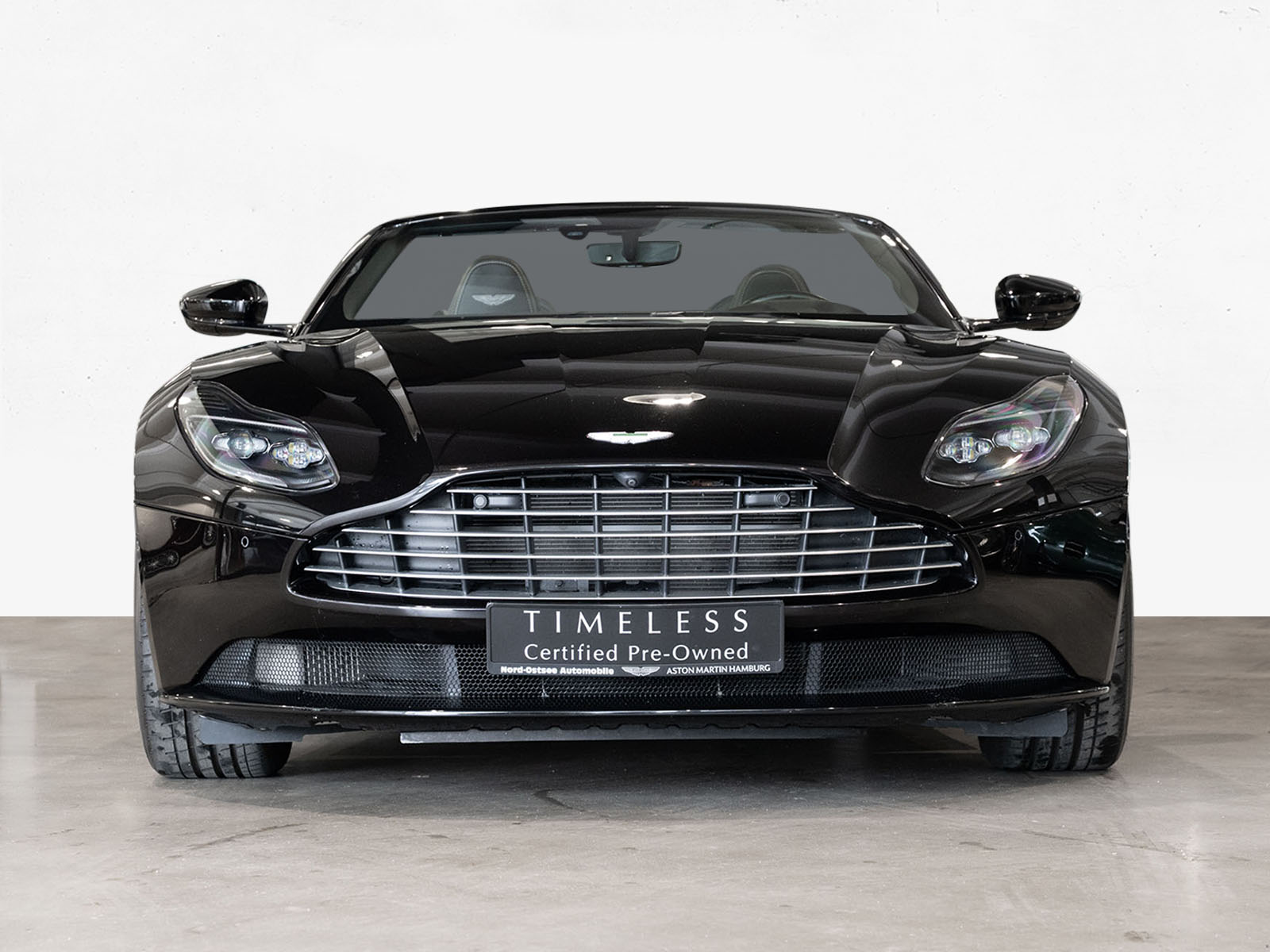 Aston Martin DB11 V8 Volante