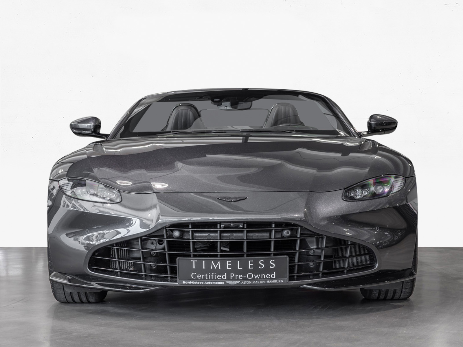 Aston Martin V8 Vantage Roadster