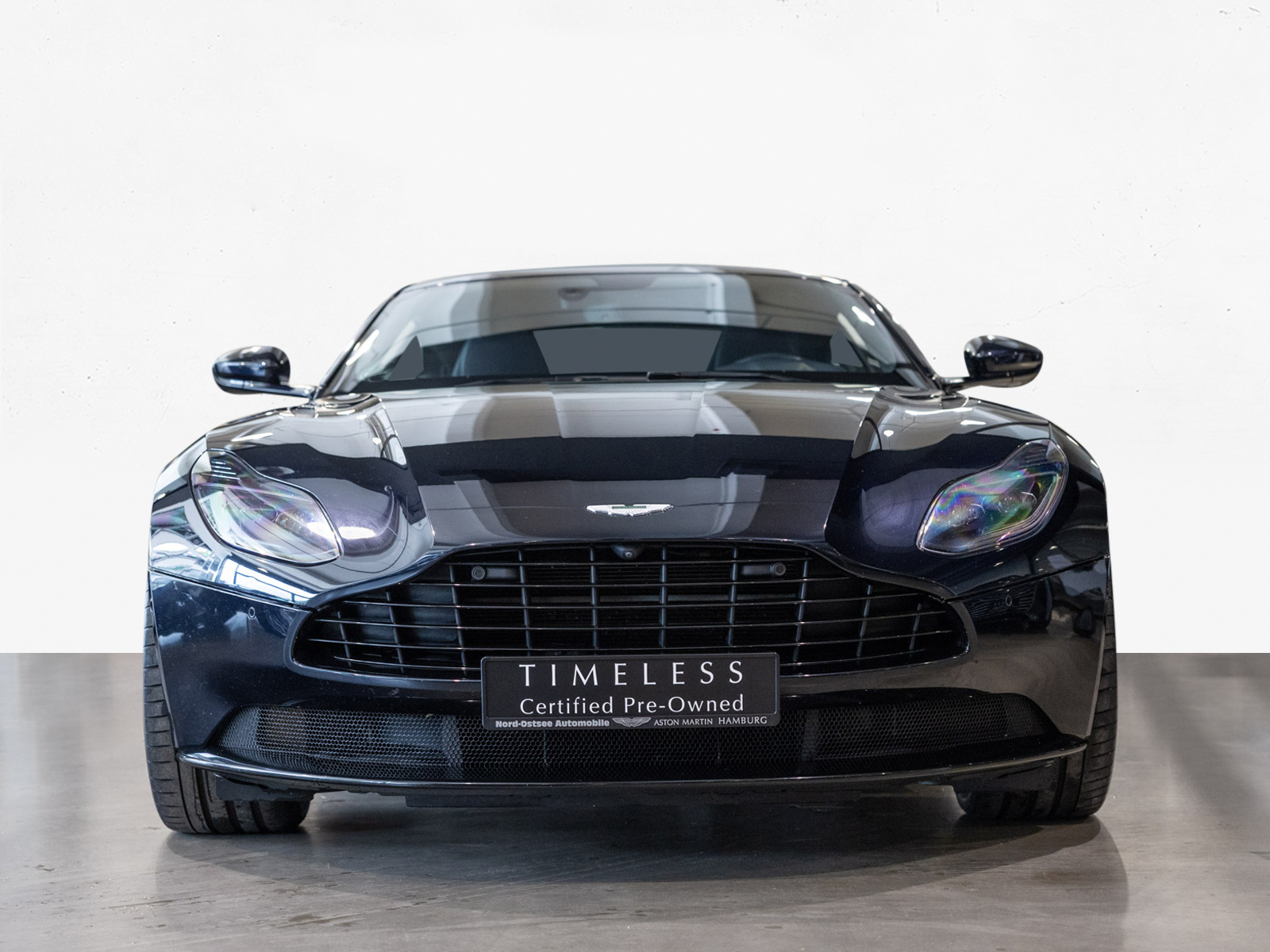 Aston Martin DB11 V8 Coupé