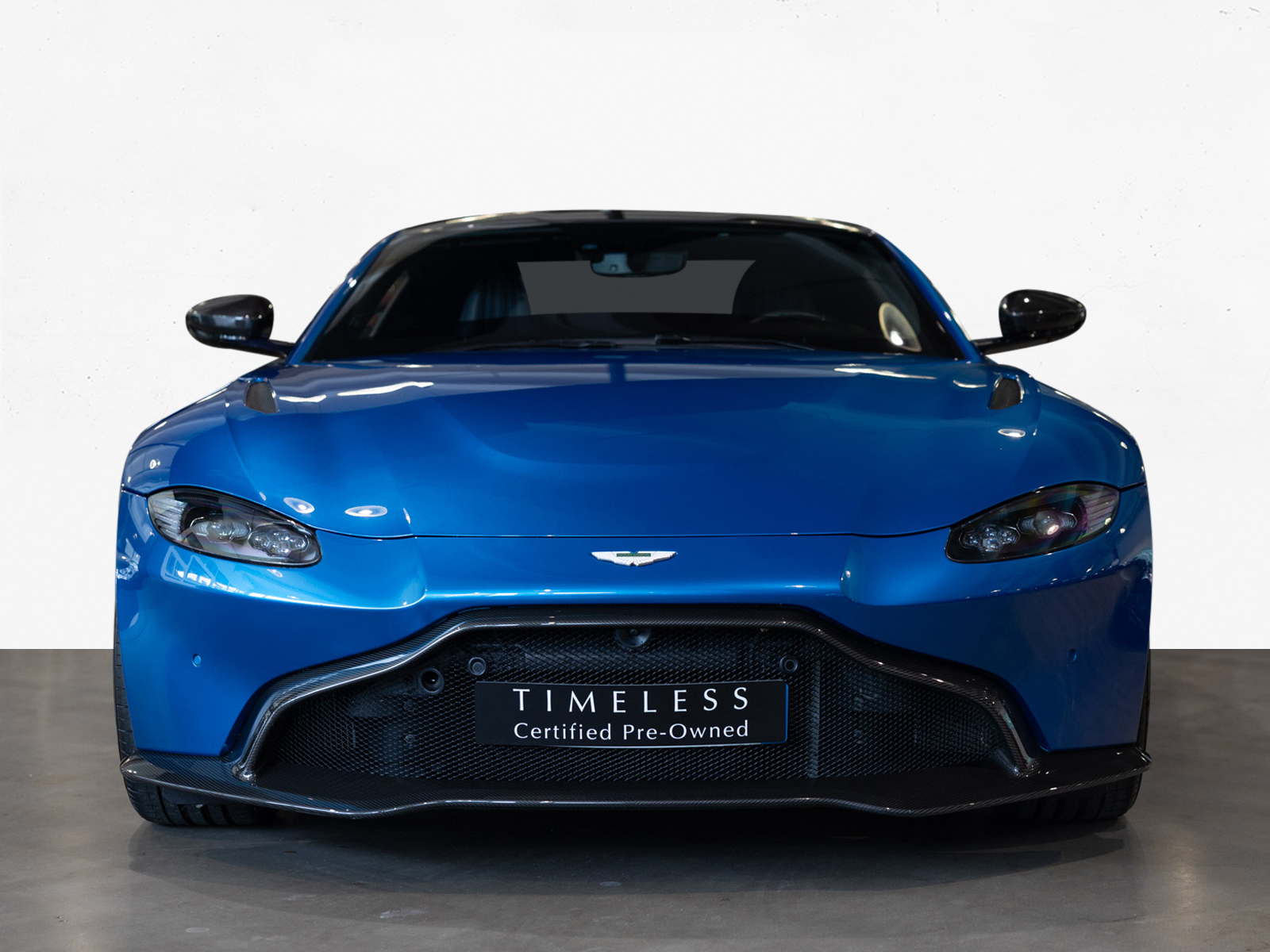 Aston Martin Vantage V8 Coupe